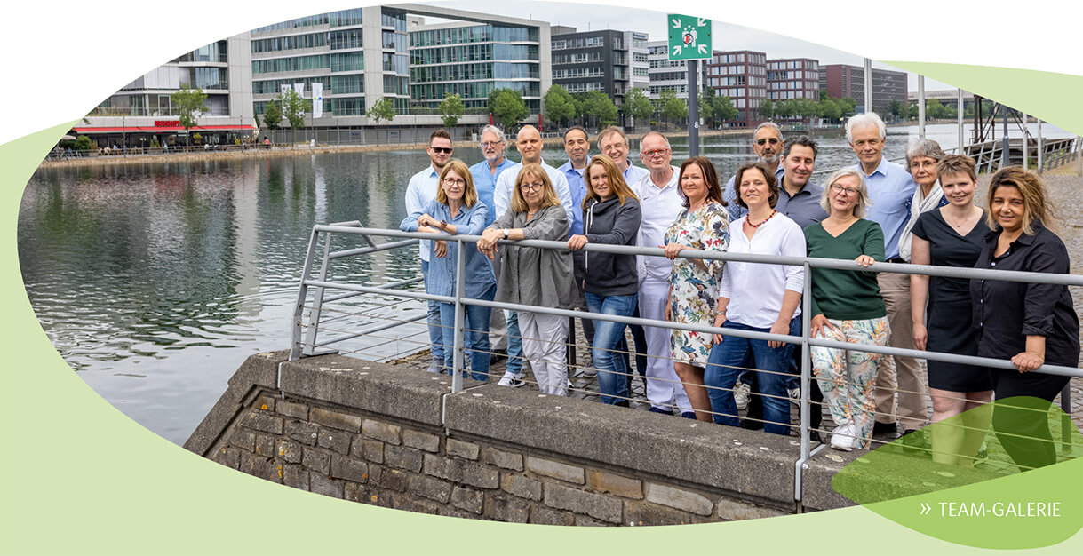 zur Teamfoto-Galerie